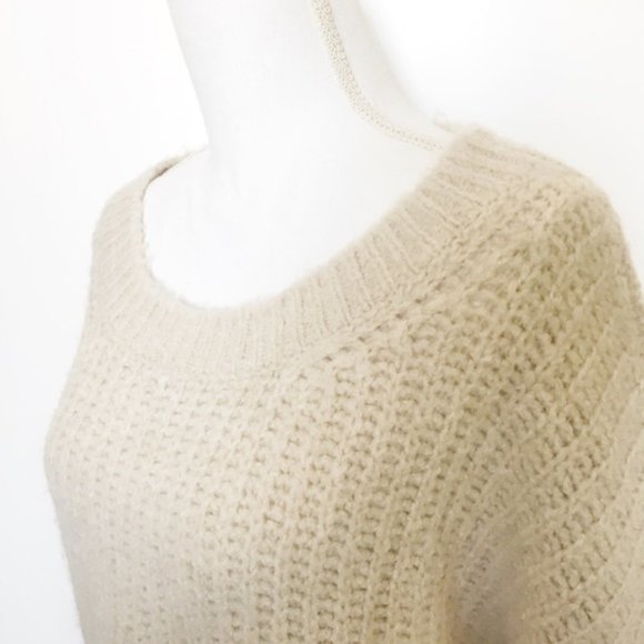 NWT Anthropologie Handmade Cottage Neutral Oversized Wool Knit CAMILA Sweater M - Picture 7 of 11